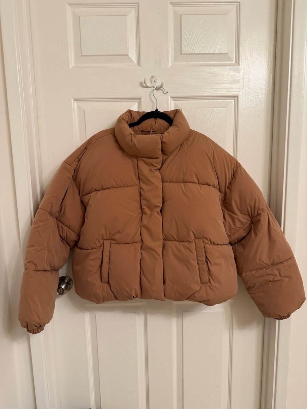 Amazon Essentials Cropped Puffer Jacket - Camel